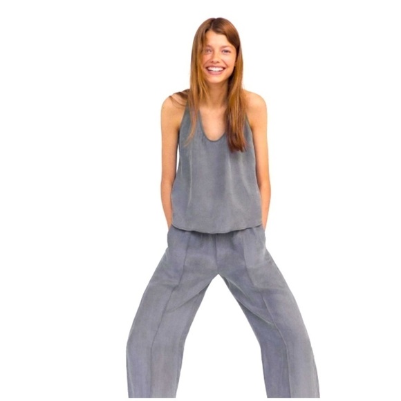 Zara Women’s Grey Razorback Lightweight Tank Top Size XS - Picture 1 of 8